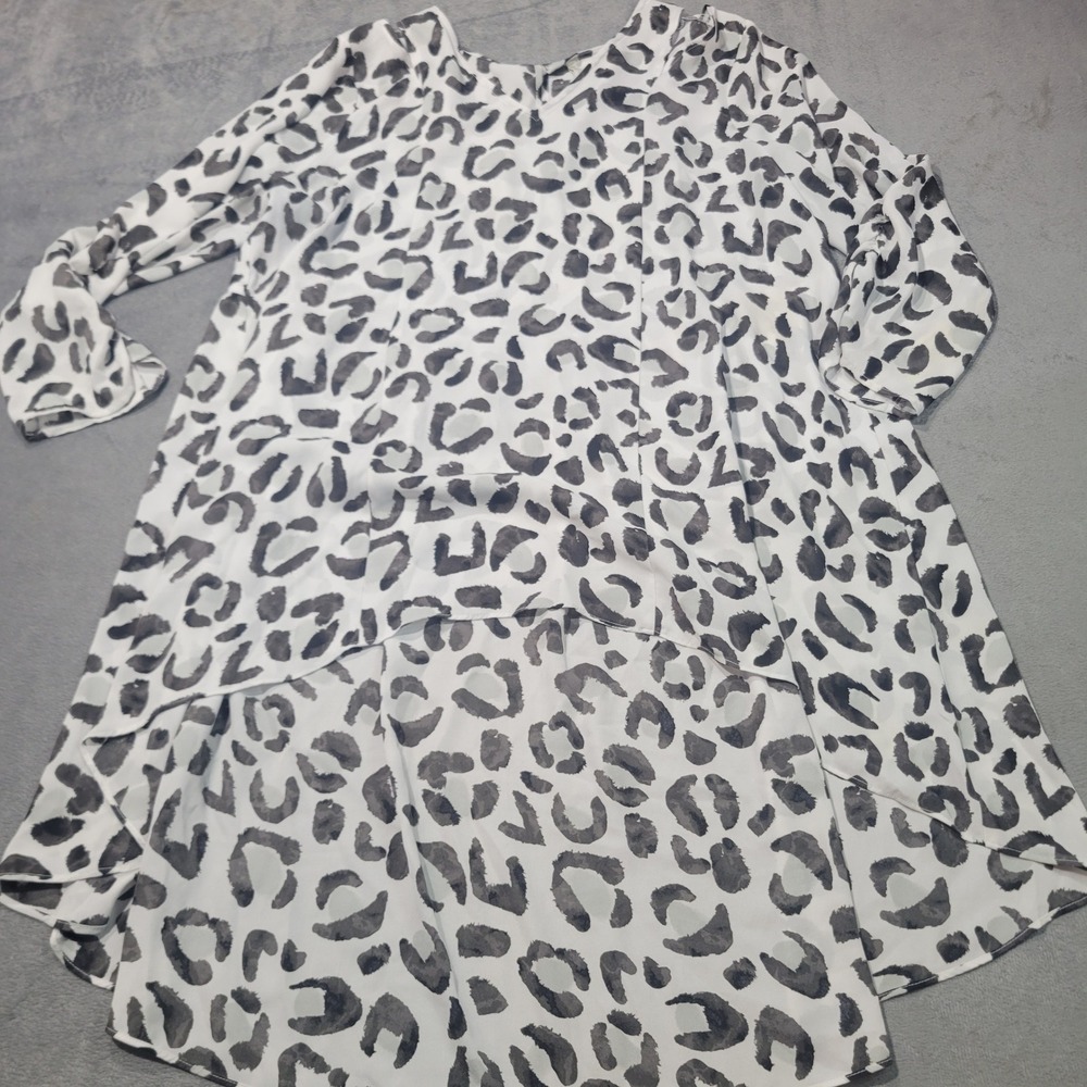 Cato Tunic Top Women 14/16W White Grey Leopard Print High-Low Ruffle Chiffon 3/4